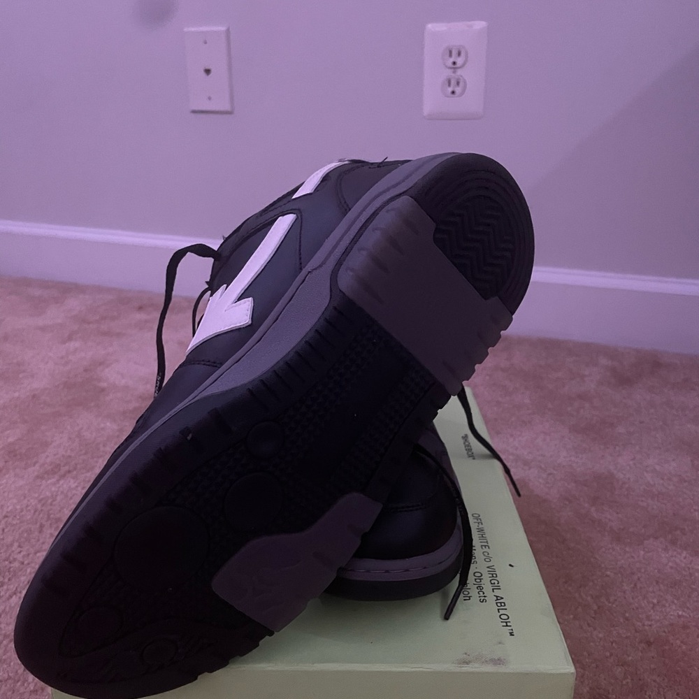 Black Out Of Office Sneakers size 44